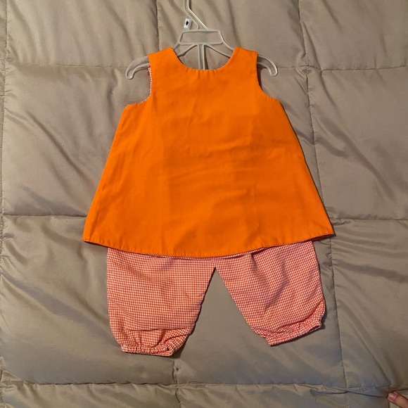 Mulberry Street Reversible Fall Outfit - Picture 7 of 8